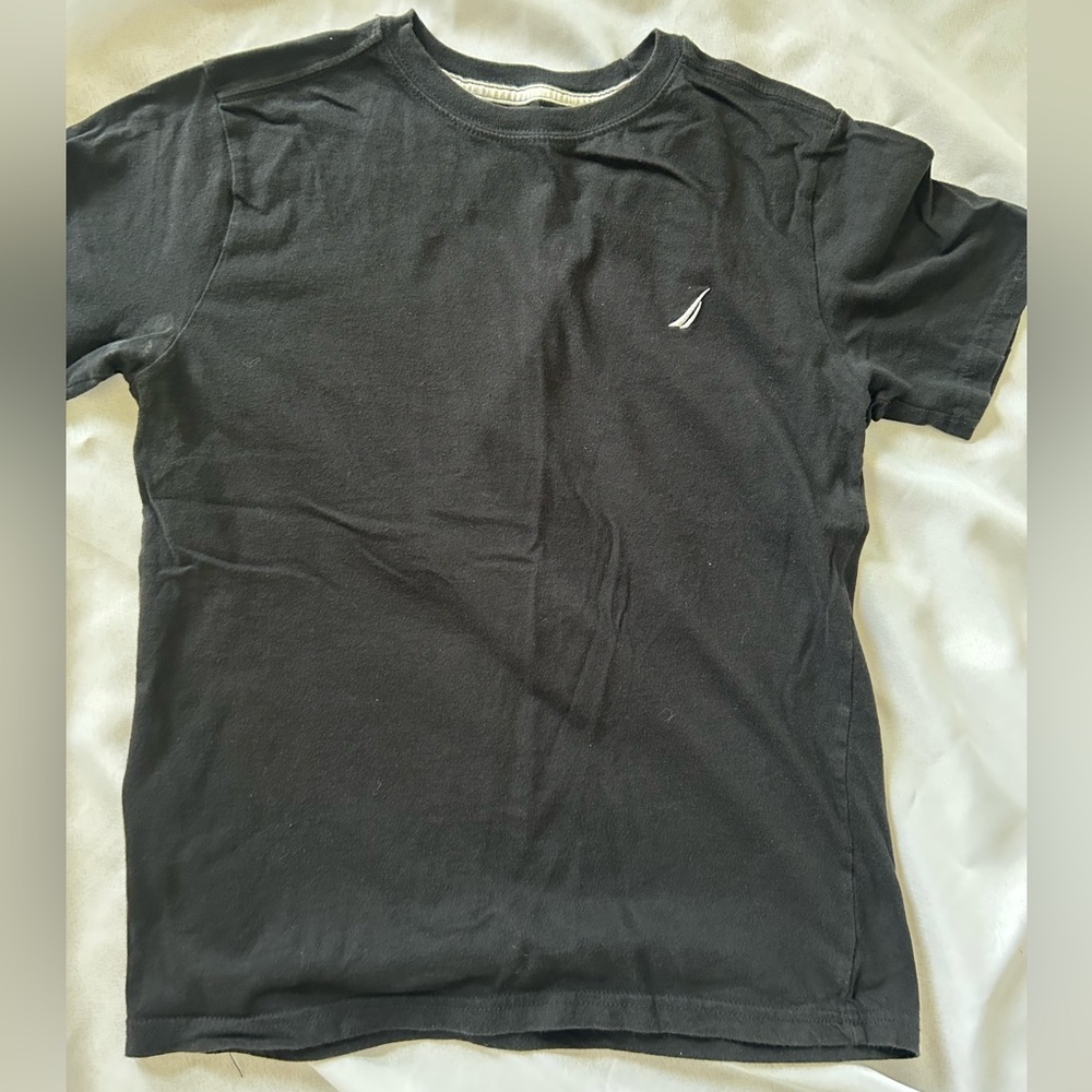 NAUTICA boys black t-shirt size L